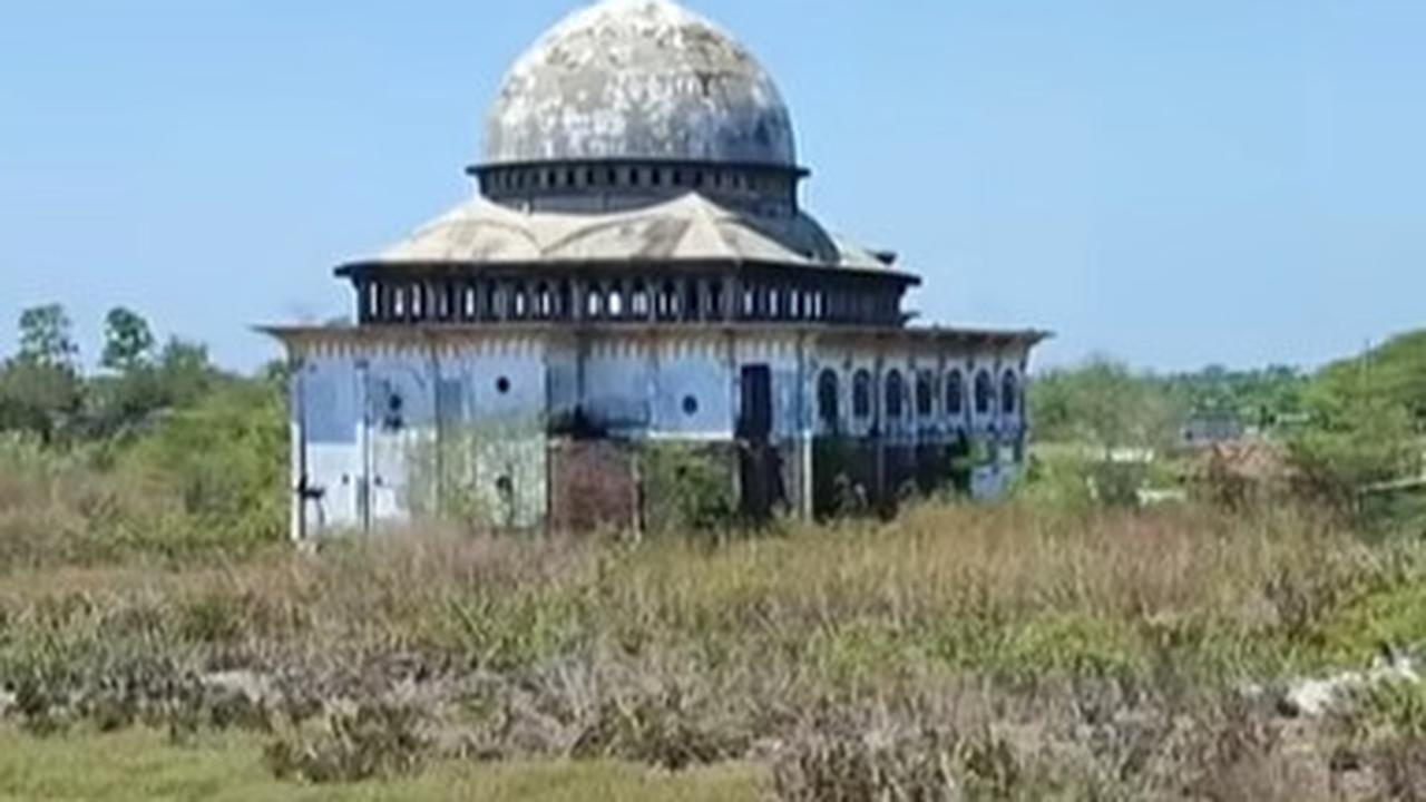 Masjid di Tengah Lumpur Lapindo