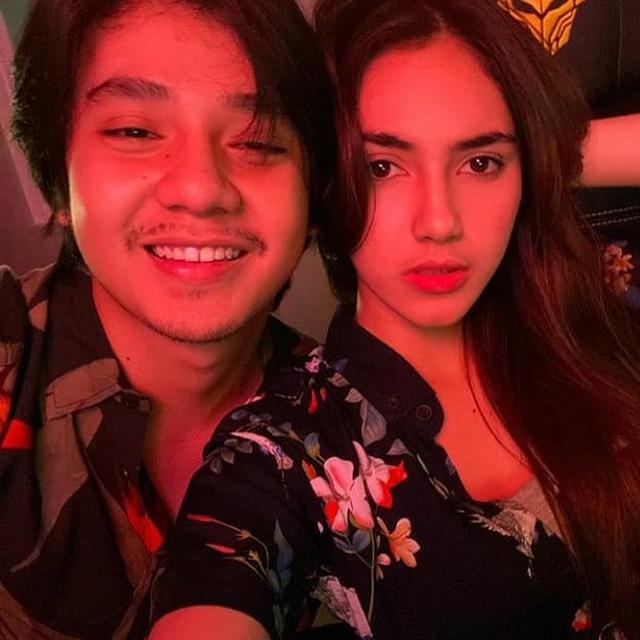Dikabarkan Putus Ini 6 Momen Kebersamaan Arbani Yasiz Dan Syahra Larez Hot Liputan6 Com