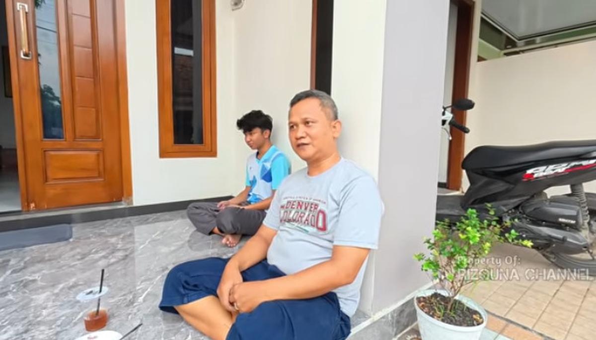 Potret Rumah Mewah dan Megah Para Bos Warteg, Penghasilannya Tiap Bulan Fantastis Bikin Geleng-geleng Kepala