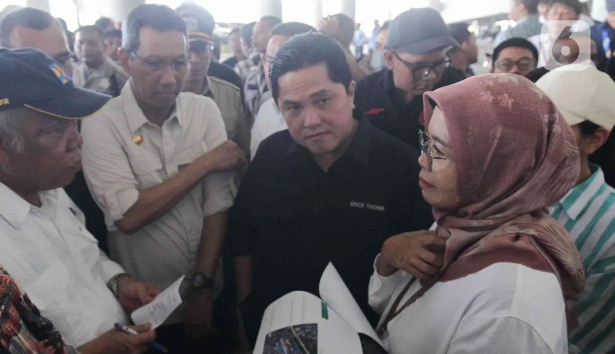 Sebelumnya, Ketua Umum PSSI, Erick Thohir mengatakan FIFA akan mengecek kelayakan Jakarta International Stadium (JIS) sebagai lokasi Piala Dunia U-17. (Liputan6.com/Herman Zakharia)