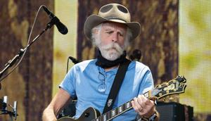 Bob Weir pada 2023. (SUZANNE CORDEIRO / AFP)