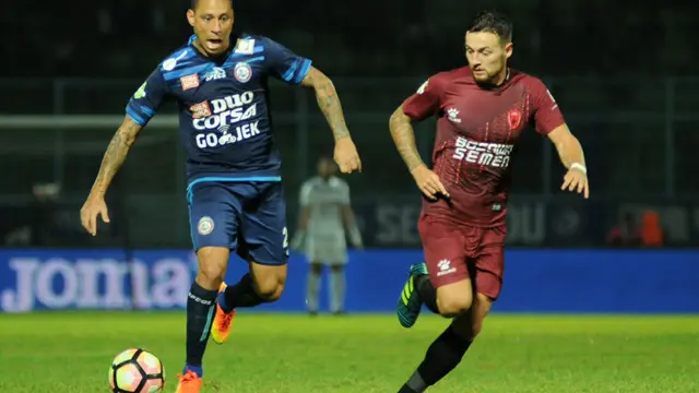 Arema vs PSM