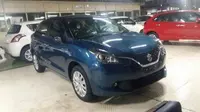 Pabrikan kali ini juga membocorkan desain interior Baleno.