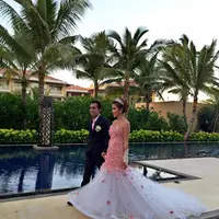 Senyum bahagia terpancar dari wajah Bella Shofie dan Suryono. (Fathan Rangkuti/Bintang.com)