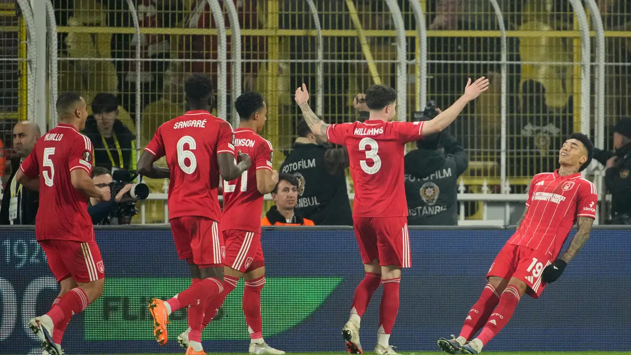 Fenerbahce vs Nottingham Forest