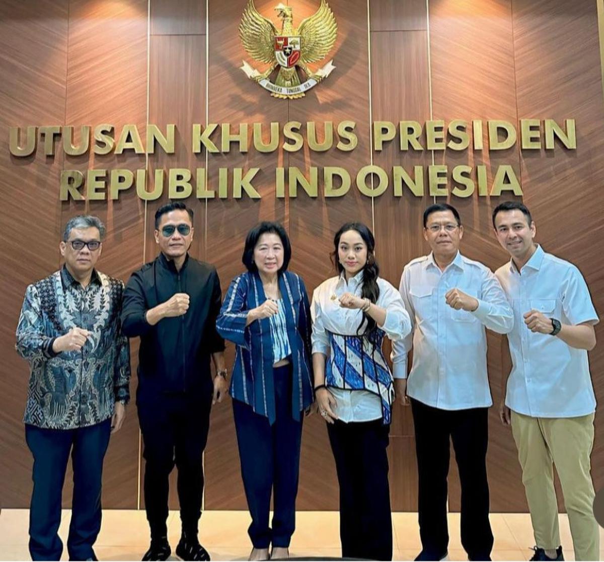 Rincian gaji dan tunangan Gus Miftah sebagai Utusan Khusus Presiden (credit: https://www.instagram.com/zitaanjani/).