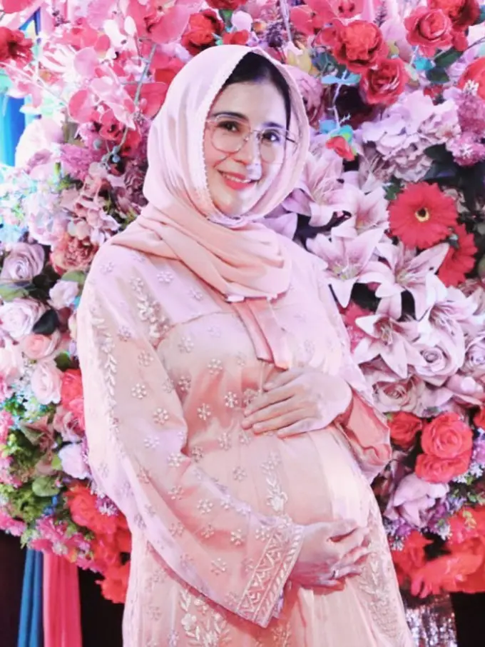 [Fimela] Uut Permatasari