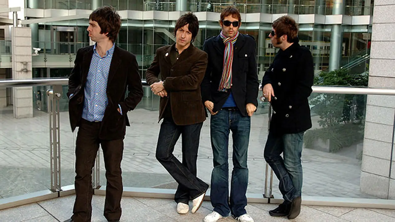 oasis-130917b.jpg