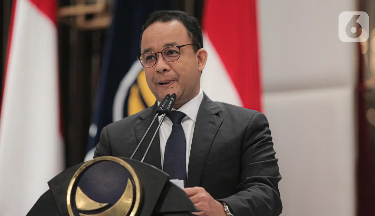 Gubernur DKI Jakarta Anies Baswedan memberikan keterangan dalam pengumuman deklarasi Capres 2024 di Nasdem Tower, Jakarta, Senin (3/10/2022). Partai Nasdem resmi mendeklarasikan Gubernur DKI Jakarta Anies Baswedan sebagai calon presiden (capres) yang akan diusung pada Pilpres 2024. (Liputan6.com/Faizal Fanani)