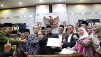 Pemerintah melalui Menteri Agama Yaqut Cholil Qoumas dan Komisi VIII DPR  menyepakati biaya haji 2023 sebesar Rp 90.050.637,26. Sementara biaya haji yang perlu dibayarkan calon jemaah haji Rp 49.812.700,26. Dok Kemenag