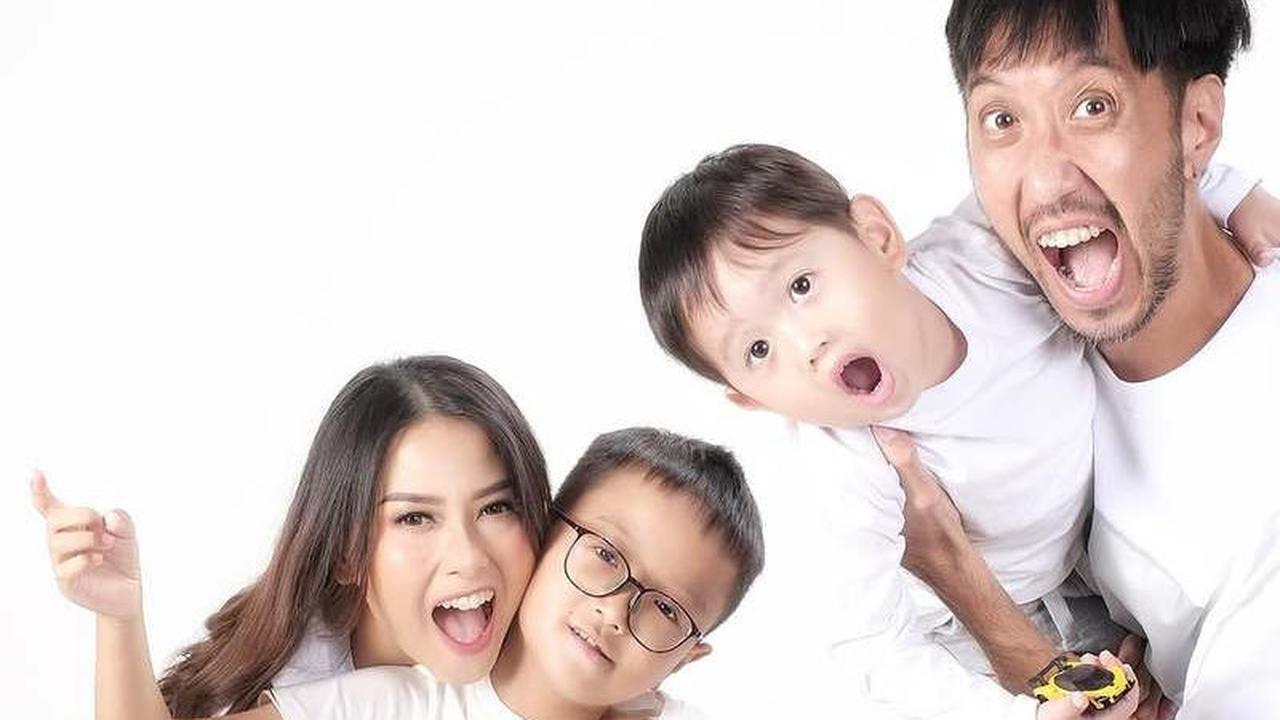 Lama Tinggalkan Dunia Hiburan, Ini 8 Potret Terbaru Thomas Nawilis Mantan Pacar Nagita Slavina Bintang Sinetron 'DI SINI ADA SETAN