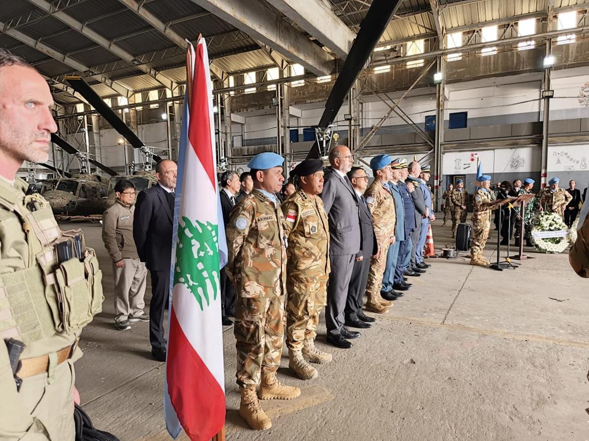 FOTO: Penghormatan Terakhir  Tiga Prajurit TNI yang Gugur di Lebanon