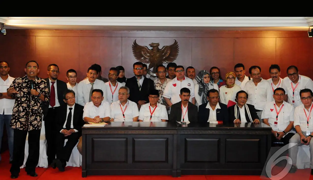 Tim pengacara Prabowo-Hatta akan mengerahkan 2000 pengacara untuk membela Prabowo-Hatta dalam memenangkan gugatan ke MK, Jakarta, Jumat (25/07/2014) (Liputan6.com/Andrian M Tunay)