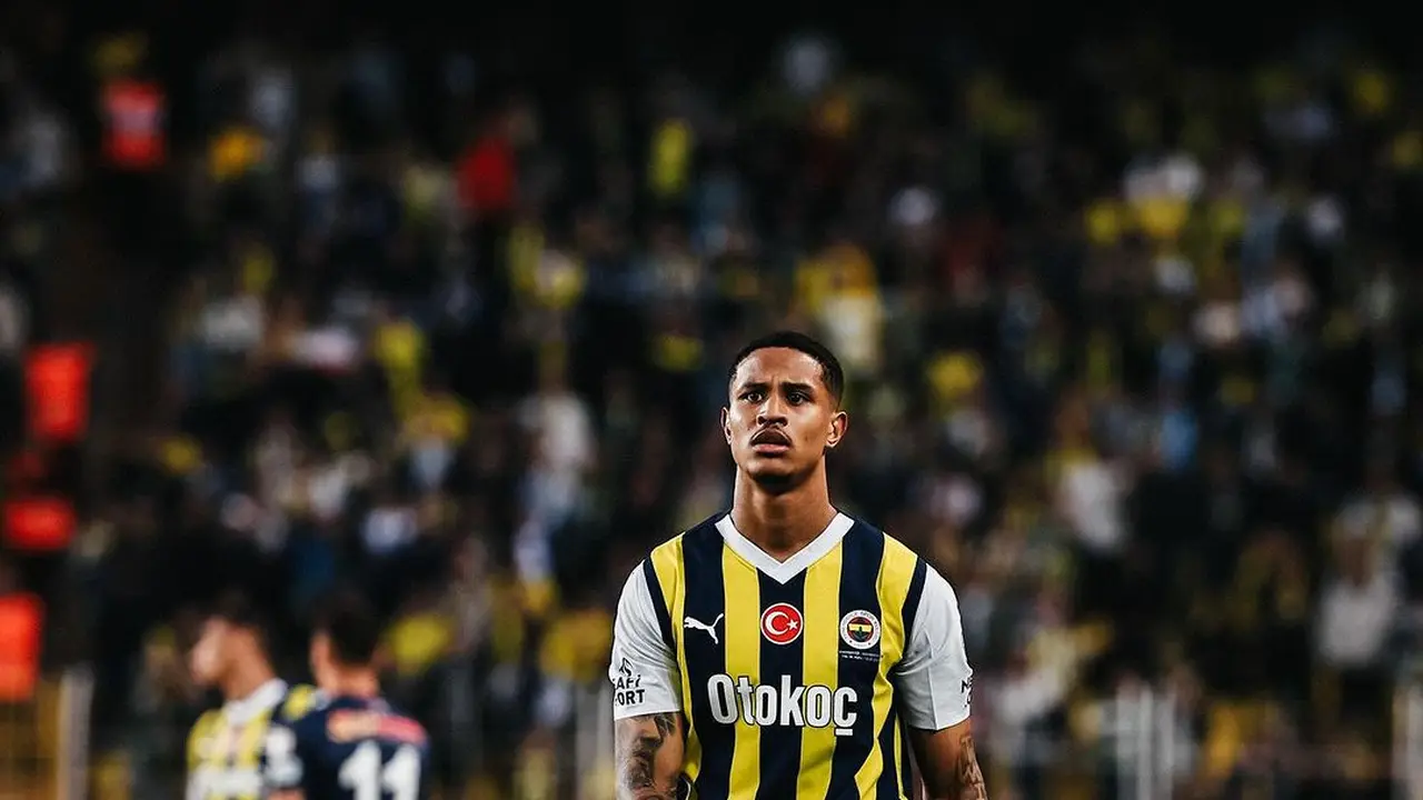 Jayden Oosterwolde - Fenerbahce