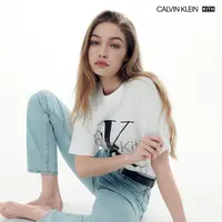Gigi Hadid dalam kampanye Kith x Calvin Klein (Foto: instagram.com/kith)