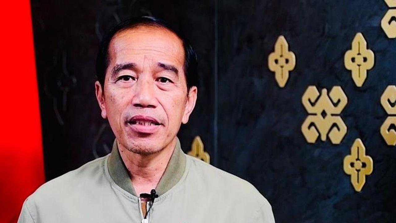 "Padahal ekonomi, 58 persen itu ada di Jawa, perputaran uang, perputaran ekonomi 58 persen ada di Jawa, yang pulau yang lain yang jumlahnya 17 ribu," kata Jokowi.<br>