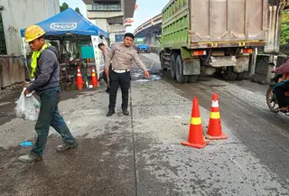 Lokasi Kecelakaan Pengendara Motor Tewas Terlindas Truk Kontainer di Pademangan (Tim Humas Polda Metro Jaya)