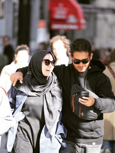 Glenn Fredly Menikah Ini Reaksi Dewi Sandra News Entertainment Fimela Com