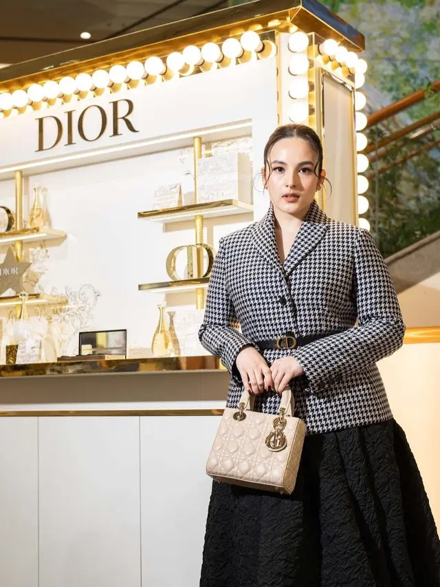 Chelsea Islan dikabarkan sedang hamil lantaran disebut memiliki badan yang lebih berisi