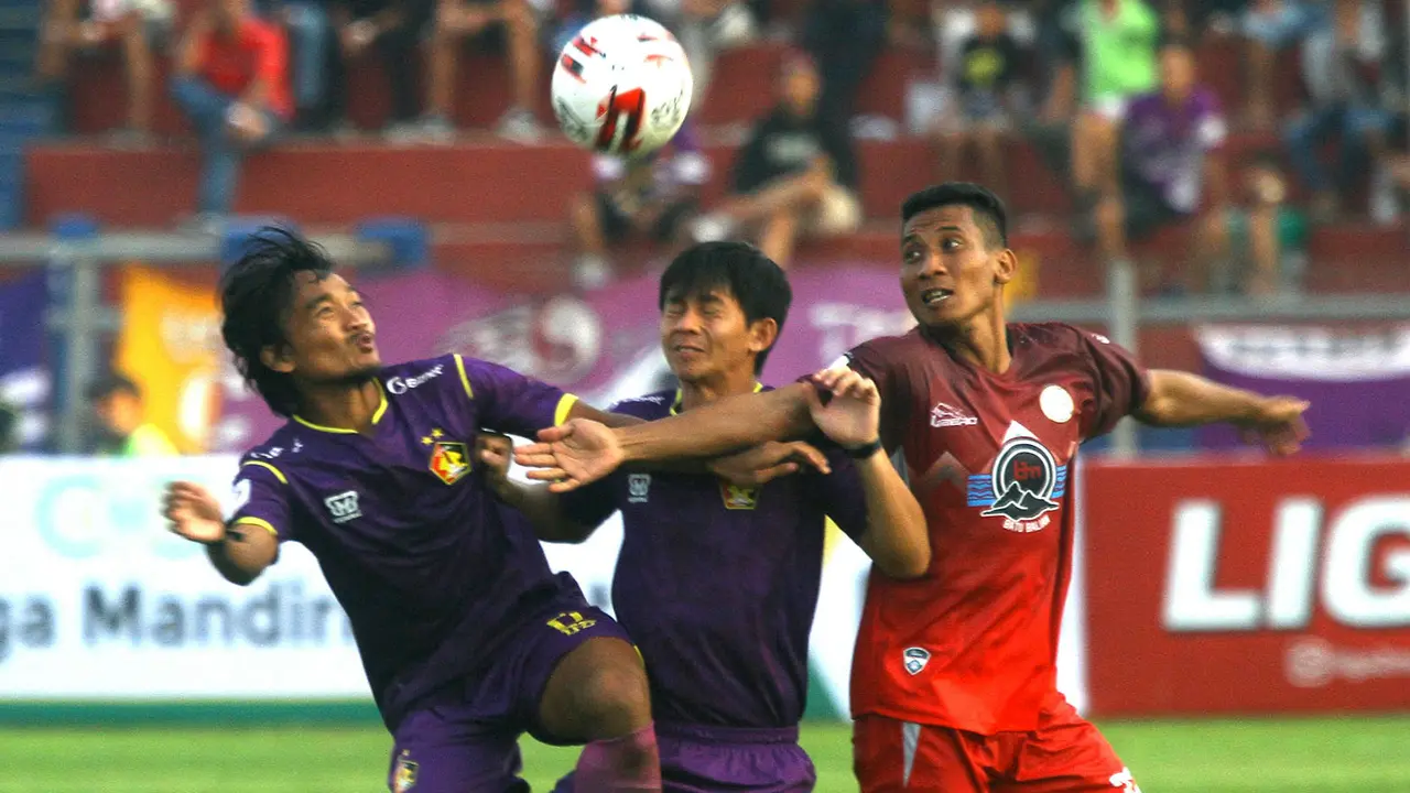 Persik Kediri vs Martapura FC