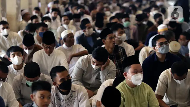 Bersama Ribuan Umat Muslim, Wapres Ma’ruf Amin Laksanakan Shalat Idul Fitri 1443 H di Masjid Istiqlal