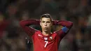 1. Cristiano Ronaldo (Portugal) - Bintang Real Madrid ini menjadi pemain yang paling ditunggu penampilannya pada Piala Konfederasi tahun ini. Dirinya sudah tampil 140 kali untuk Portugal dengan torehan 73 gol. (AFP/Patricia De Melo Moreira)