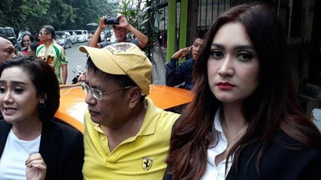 Cita, Hotman, dan Nafa Urbach © KapanLagi.com®/Mathias Purwanto