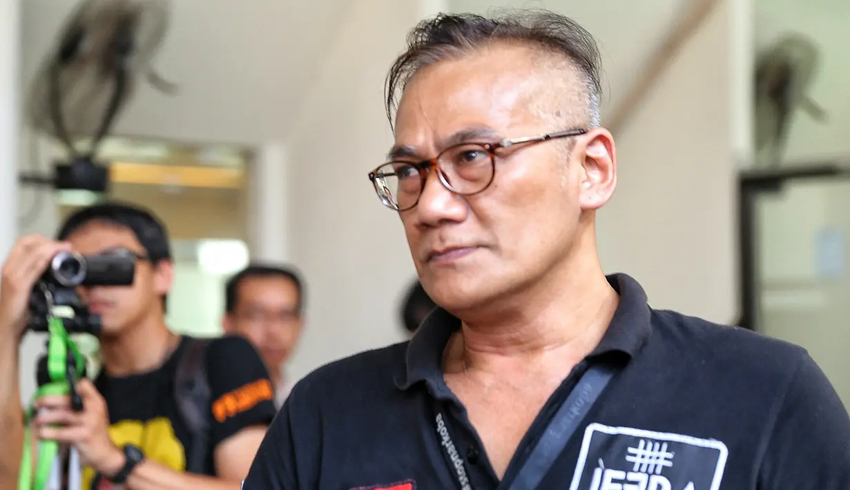 Hari ini, Senin (30/4/2018) kembali digelar sidang kasus narkoba yang melibatkan aktor senior Tio Pakusadewo. Sidang hari ini beragendakan, pembacaan dakwaan. (Nurwahyunan/Bintang.com)