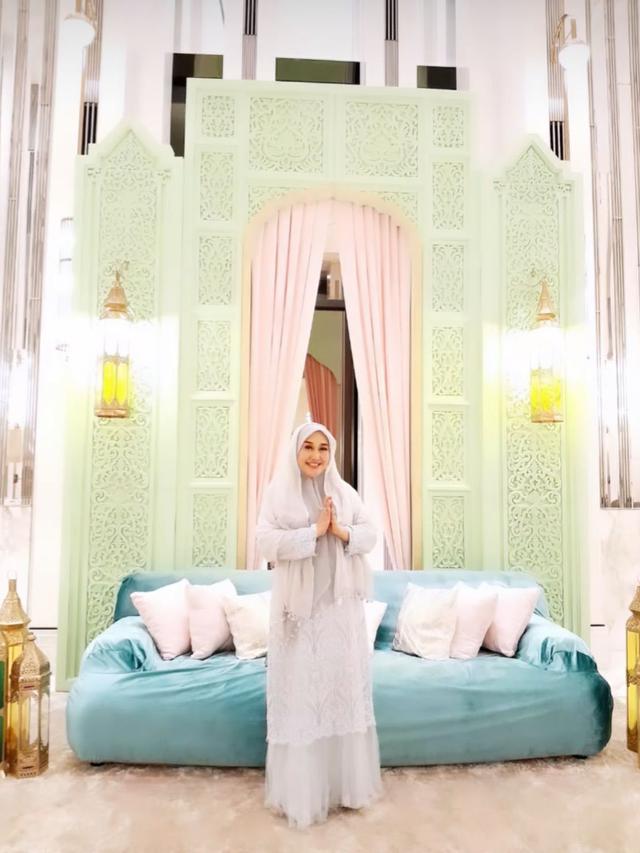 Potret Paramitha Rusady (credit: https://www.instagram.com/paramitha118real/)