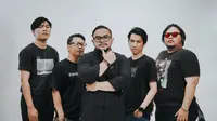 Tears Don’t Lie Tuangkan Kisah Emosi dalam Dunia Kontras Melalui Rilis Single Kedua, Black &amp; White