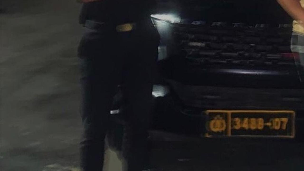 Viral mobil Toyota Fortuner berpelat nomor dinas Polri melawan arah dan menabrak pengendara lain di Jakarta Selatan
