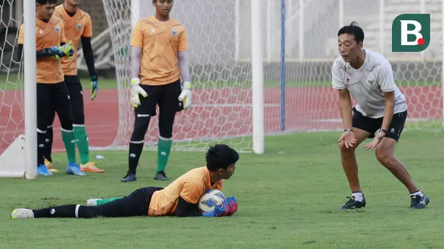 Foto: Melihat Kerasnya Pola Latihan Kiper Timnas Indonesia U-19 Jelang Piala AFF U-19 2022
