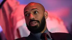 Thierry Henry menghadiri konferensi Quality of Life Program 2020, Riyadh, Saudi (3/5). Program ini bertujuan meningkatkan gaya hidup individu dan keluarga, membangun masyarakat di mana individu menikmati gaya hidup seimbang. (AFP Photo/Fayez Nureldine)