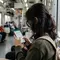 10 Ciri Orang yang Tidak Pernah Memakai Emoji saat Chat Menurut Psikologi, Ada Alasan di Baliknya