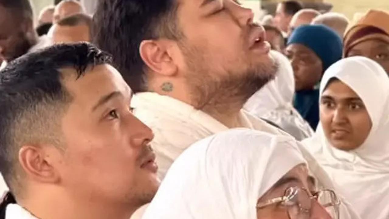 7 Potret Ivan Gunawan di Tanah Suci saat Visa Haji Furoda 2025 Tengah Disorot