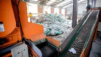 Bandung Darurat Sampah, Total 200 Ton Sampah Per Hari Tak Terangkut ke Tempat Pembuangan Akhir