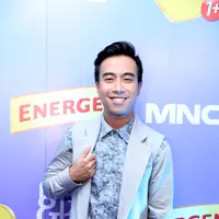 Harapan baru itulah yang selalu menjadi harapan setiap manusia, menjelang tahun baru tiba. Di tahun 2016, penyanyi Vidi Aldiano juga mempunyai resolusi ditahun ini. Membuat album baru, itulah harapan Vidi. (Andy Masela/Bintang.com)