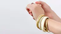 Tak Harus Mahal untuk Terlihat Mewah, Ini Rekomendasi Gelang Bracelet Perhiasan untuk Hadiah Spesial