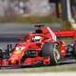 Pengemudi Ferrari Sebastian Vettel  pada sesi latihan bebas seri GP Australia, pembuka Formula 1 2018 di Albert Park, Sabtu (24/3/2018). (AP Photo/Asanka Brendon Ratnayake)