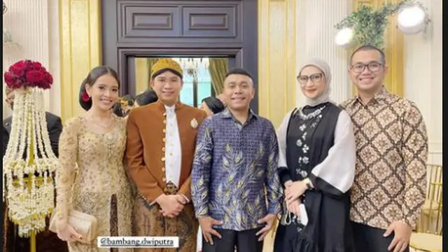 6 Potret Artis hingga Tokoh Hadiri Pernikahan Putri Tanjung dan Guinandra Jatikusumo