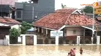 [VIDEO] Sekolah-Depo Kereta Bukit Duri `Lumpuh` Terendam Banjir