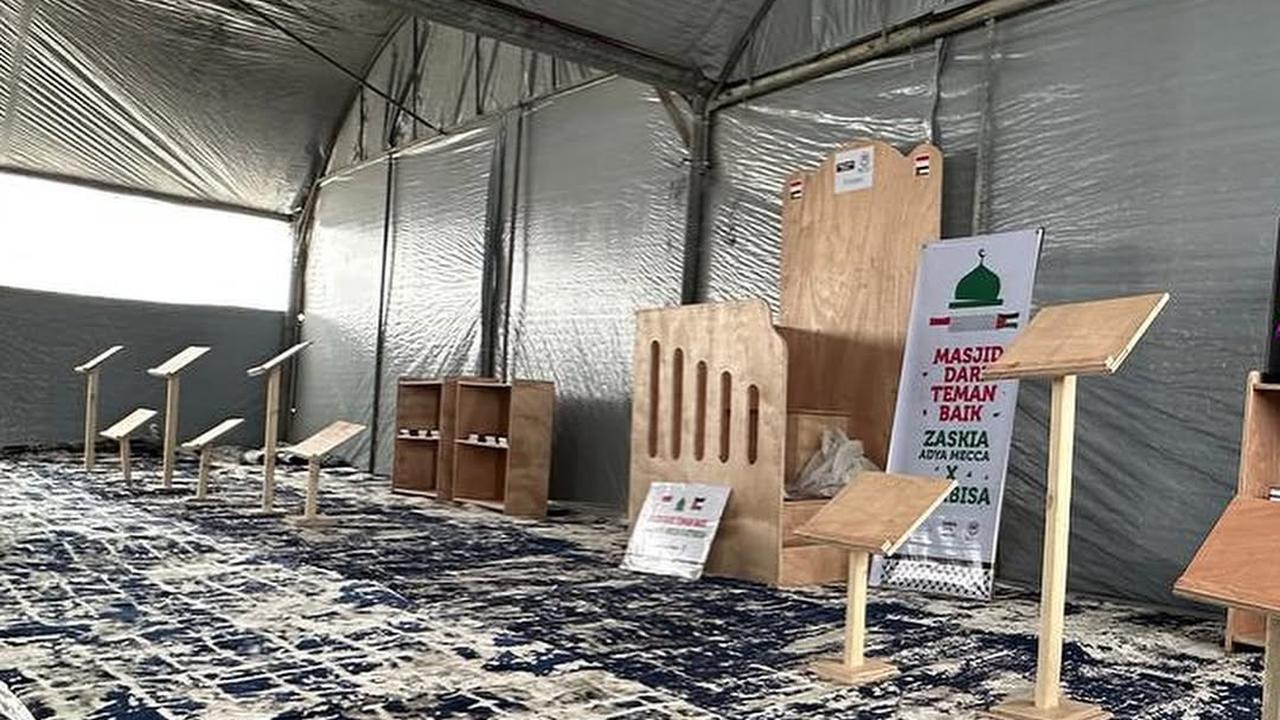 Penuh Haru, Zaskia Adya Mecca Ceritakan Akhirnya Bisa Bangun Masjid di Gaza - Perdana Digunakan untuk Sholat