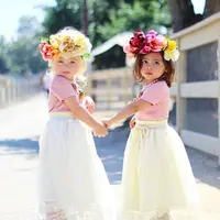 Kedua bocah berusia 2 tahun ini jadi magnet baru dunia fashion.