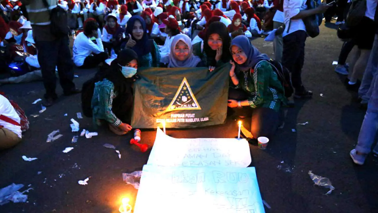 Aksi Solidaritas Nyata Untuk Yuyun di Istana Negara