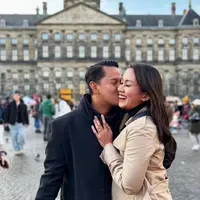 [Instagram/melanieputria]