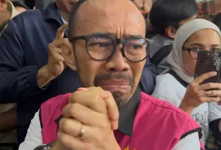 Riva Siahaan selaku Direktur Utama Pertamina Patra Niaga Menangis Haru Jelang Sidang Vonis (Muhammad Radityo Priyasmoro/Liputan6.com)