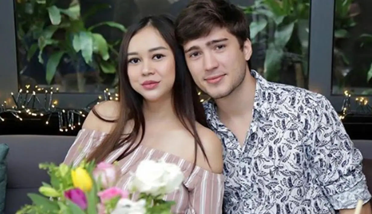 Aura Kasih – Eryck Amaral tengah menjalankan puasa pertamanya sebagai seorang suami – istri (Liputan6.com/IG/aurakasih)