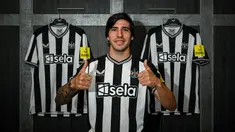Beberapa perpindahan pemain telah terjadi pada pekan pertama bursa transfer musim 2023/2024. Mulai 1 hingga 7 Juli 2023, tercatat 5 pemain masuk dalam daftar 5 besar transfer termahal musim 2023/2024. Siapa saja? Berikut daftar kelima transfer tersebut. (nufc.co.uk)