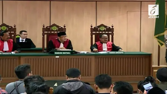 Sidang Perdana Peninjauan Kembali Kasus Ahok digelar di Pengadilan Negeri Jakarta Utara. Agenda sidang hari ini adalah pengajuan memori PK.