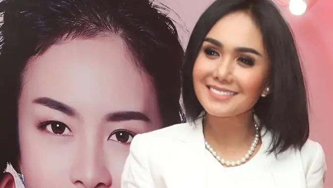 Demi menunjang aktivitas, Yuni suka sekali kopi hitam/copyright:KapanLagi.com